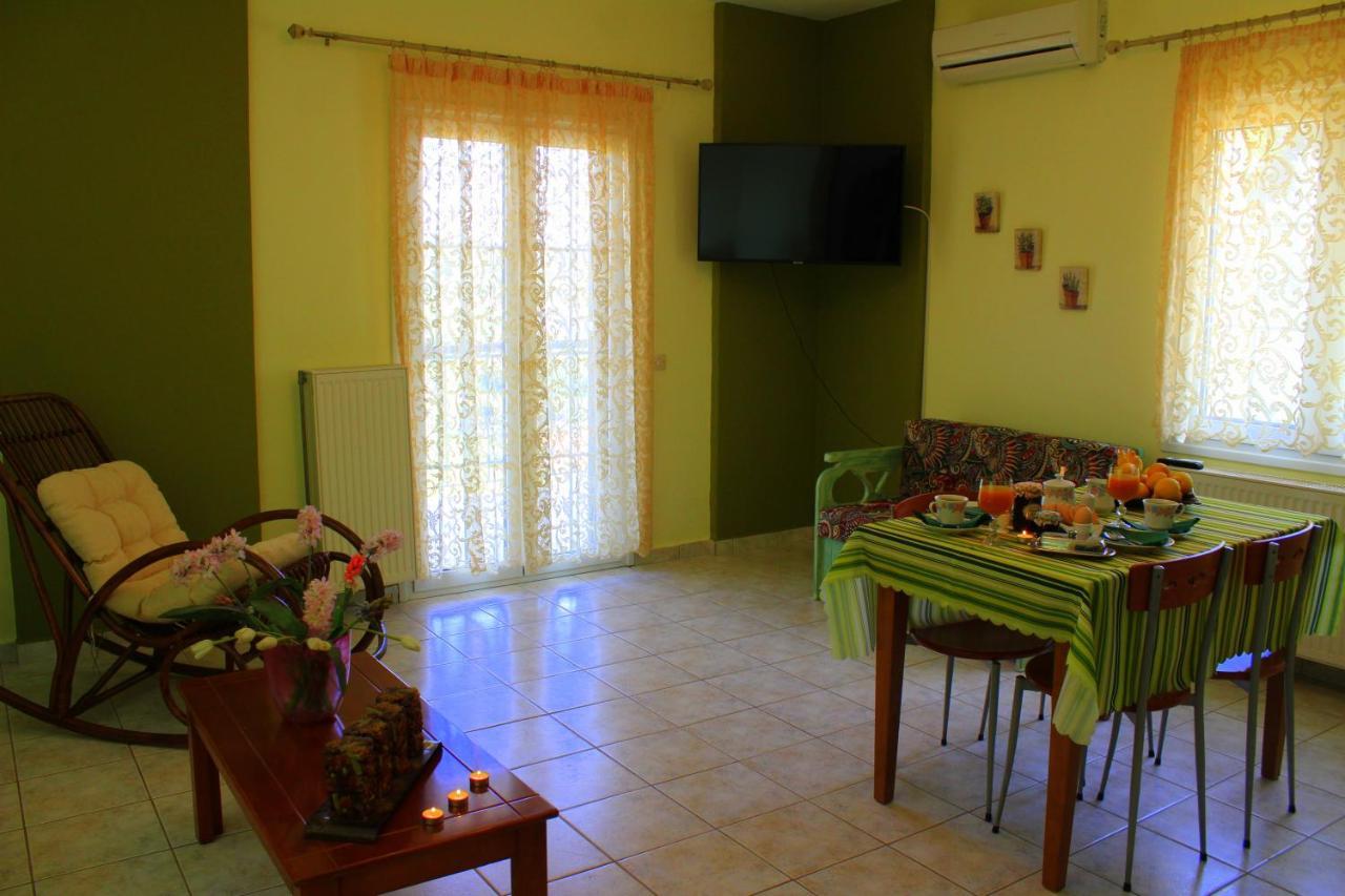 Tzaneria Apartments Skiathos Kanapitsa  Eksteriør billede
