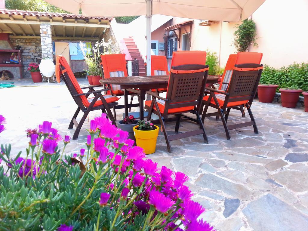 Tzaneria Apartments Skiathos Kanapitsa  Eksteriør billede